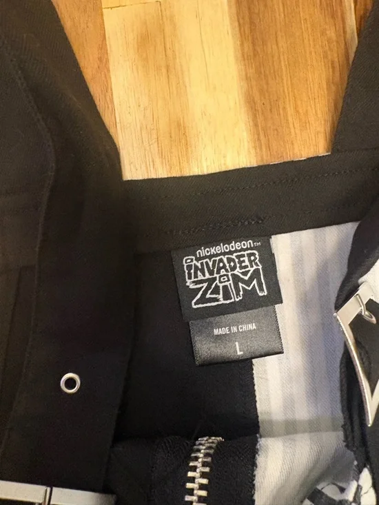 Nickelodeon Black and White Striped women’s Overalls - Picture 5 of 7